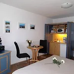 Yachthafenresidenz-wohnung-8109-847 Apartmán Ostseebad Kühlungsborn